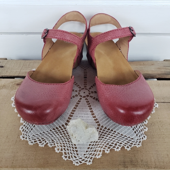 **SOLd*thankyou🌷Dansko Tiffani▪︎MaryJane Clog Sandal▪︎Coral Red Burnished▪︎EU39 - Picture 8 of 16